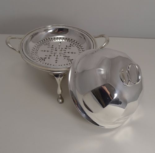Antique English Silver Plated Chafing Dish by Fenton Brothers, Sheffield C.1900