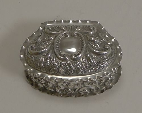 Antique English Sterling Silver Pill or Trinket Box - 1902