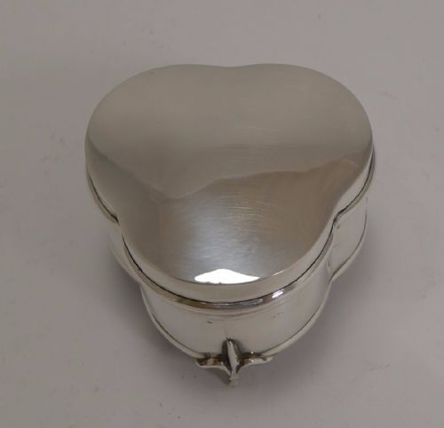 English Sterling Silver Trefoil Shaped Jewellery Box - 1919

