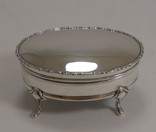 Elegant English Sterling Silver Jewellery Box - 1920