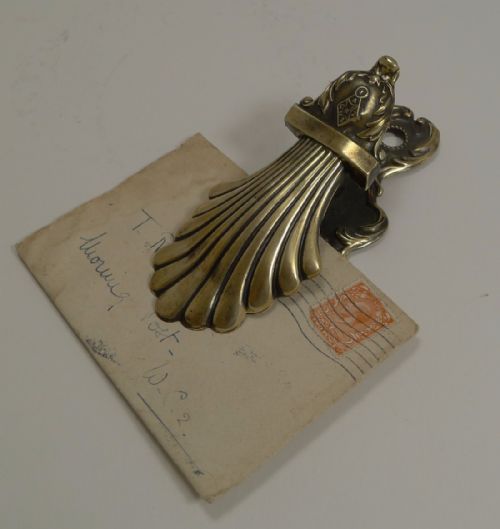 fig 1. Early J & E Ratcliff Letter Clip c.1850