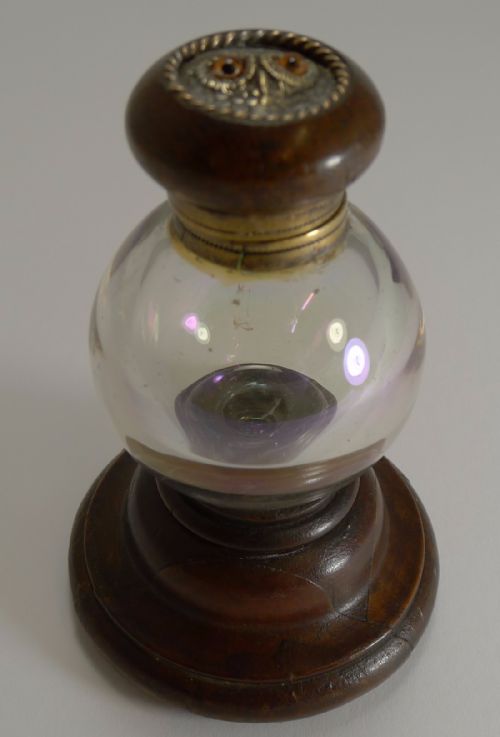 HANDSOME ANTIQUE IRIDESCENT GLASS AND MAHOGANY INKWELL OWL WITH GLASS EYES - ADDITIONAL PHOTO 5