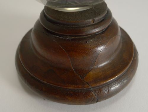 HANDSOME ANTIQUE IRIDESCENT GLASS AND MAHOGANY INKWELL OWL WITH GLASS EYES - ADDITIONAL PHOTO 6