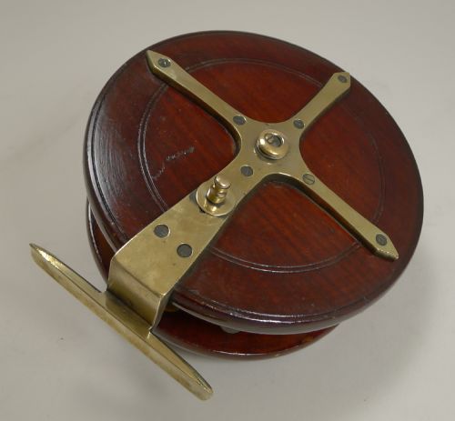 LARGE 7 12 ANTIQUE ENGLISH MAHOGANY AND BRASS STARBACK FISHING REEL C1910 - ADDITIONAL PHOTO 2