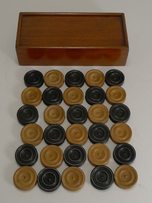 Antique English Boxed Set Ebony & Boxwood Draughts / Checkers / Backgammon Counters C.1900

