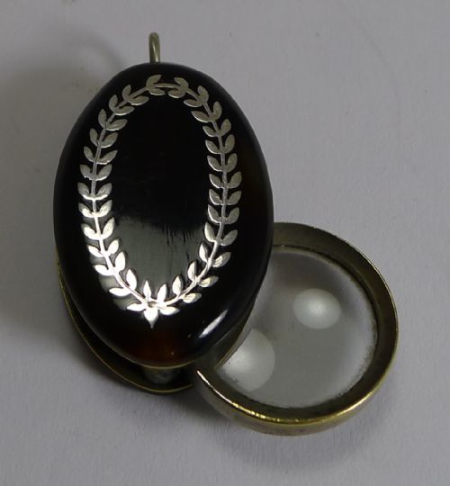 Pretty Tortoise Shell Clad Magnifying Glass / Loop - Silver Pique