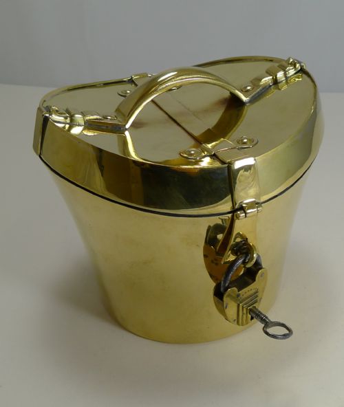 UNUSUAL EARLY 20TH CENTURY NOVELTY BISCUIT BOX C1920 HAT BOX - ADDITIONAL PHOTO 1