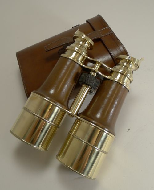 Superb Pair Ww1 Binoculars and Case - British Officer's Issue - 1918 - Signed