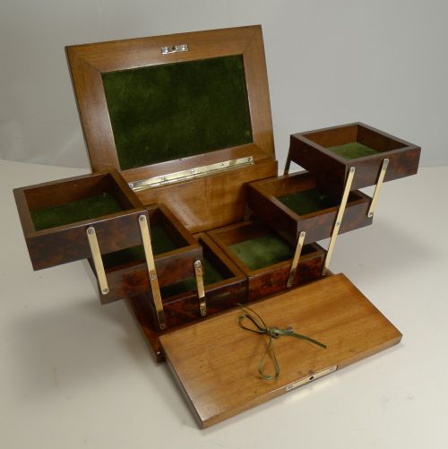 Quality Antique French Burl Thuya Jewellery Box C.1910