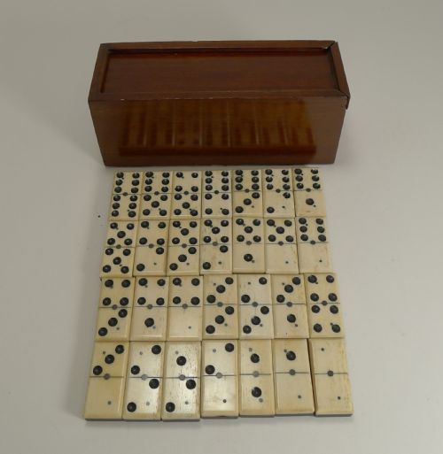 Antique English Boxed Set Bone & Ebony Wood Dominoes C.1890