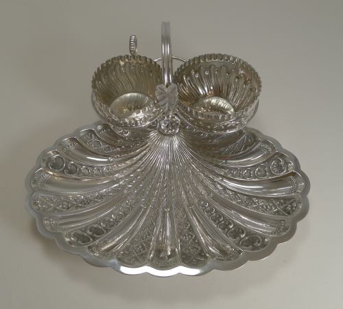 Antique English Silver Plated Strawberry Set by Roberts and Belk C.1900