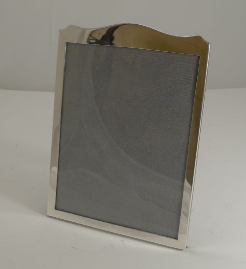 Smart Antique English Sterling Silver Photograph Frame