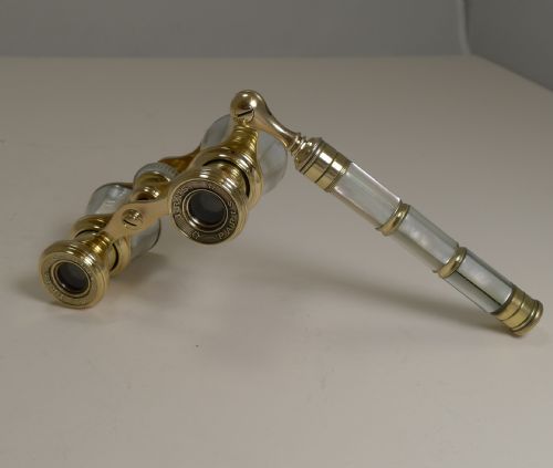 Antique Opera Glasses - Mother of Pearl C.1900, Signed, Iris, Paris