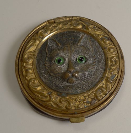 Late Victorian English Coin Purse - Cat with Glass Eyes C.1890/1900