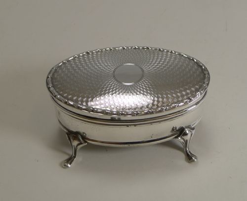 Handsome English Edwardian Jewellery Box by Synyer & Beddoes - 1910