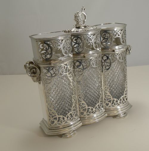 HEIRLOOM QUALITY THREE BOTTLE DECANTER BOX TANTALUS BY PHILIP ASHBERRY C1870 - ADDITIONAL PHOTO 6