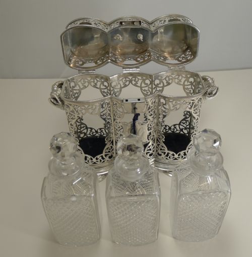 HEIRLOOM QUALITY THREE BOTTLE DECANTER BOX TANTALUS BY PHILIP ASHBERRY C1870 - ADDITIONAL PHOTO 10
