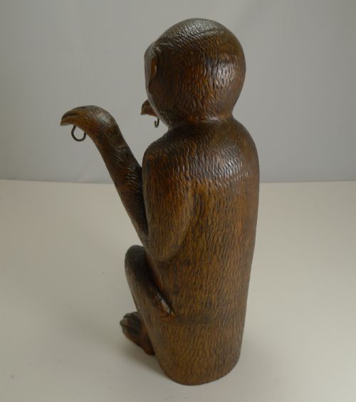 MAGNIFICENT CARVED BLACK FOREST MONKEY GONG C1890 - ADDITIONAL PHOTO 7