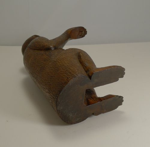 MAGNIFICENT CARVED BLACK FOREST MONKEY GONG C1890 - ADDITIONAL PHOTO 9