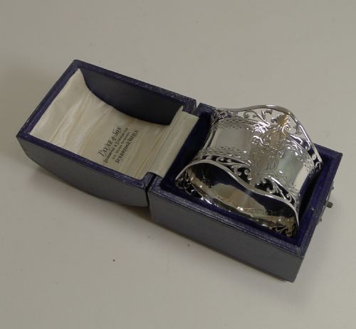 fig 1. Stunning Antique English Sterling Silver Napkin Ring - 1909