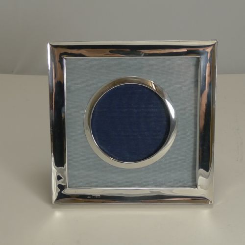 Smart Antique English Sterling Silver Photograph Frame - Chester 1903