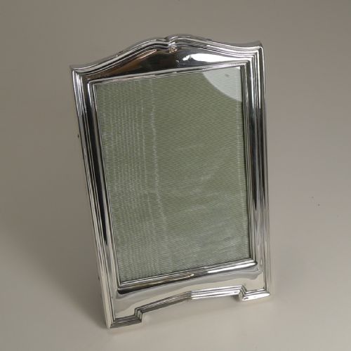 Smart Antique English Sterling Silver Picture Frame - 1911
