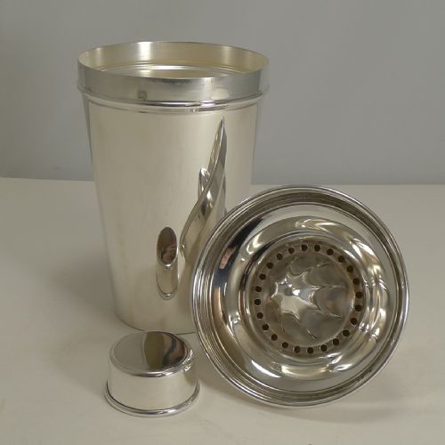 Large Vintage Silver Plated Cocktail Shaker with Integral Lemon Squeezer - Farquharson