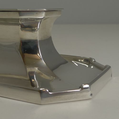 fig 1. Smart Art Deco English Sterling Silver Inkwell by Deakin and Francis - 1933