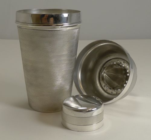Unusual English Art Deco Engine Turned Cocktail Shaker C.1930 - Lemon Squeezer