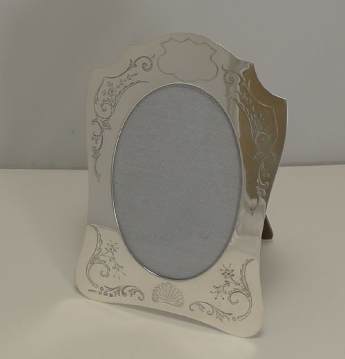 Fine Quality English Engraved Sterling Silver Photograph / Picture Frame