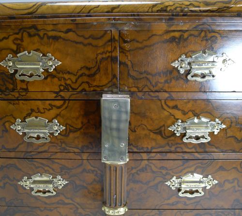 ANTIQUE ENGLISH BURR WALNUT AND BRASS CIGAR CABINET HUMIDOR C1880 - ADDITIONAL PHOTO 10