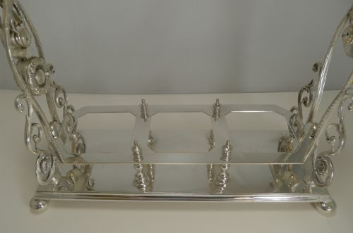 fig 2. Magnificent Large Antique English Tantalus by Deykin and Harrison c.1900
