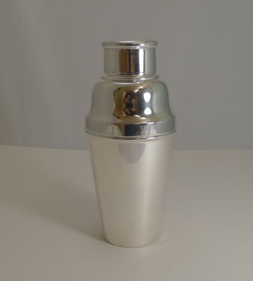 Large English Art Deco Silver Plate Cocktail Shaker with Ice Breaker C.1930