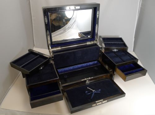 Finest Grand Large Antique English Coromandel Jewellery Box C.1860
