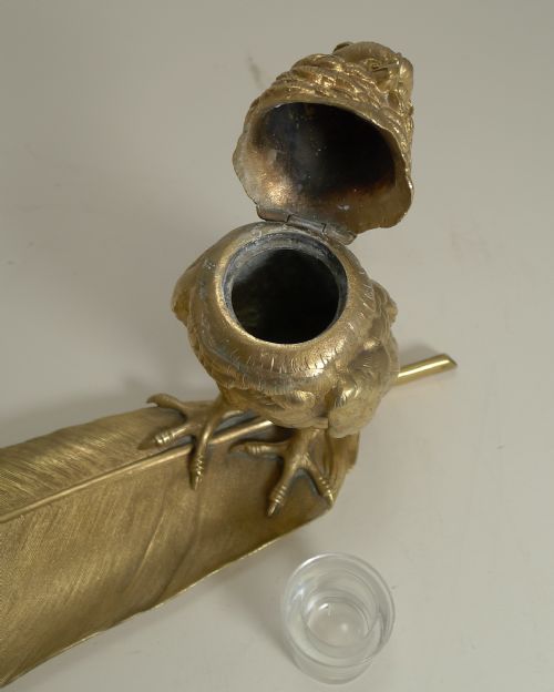 GRAND GILDED AUSTRIAN BRONZE INKWELL PEN REST SIGNED BERGMANN - ADDITIONAL PHOTO 8
