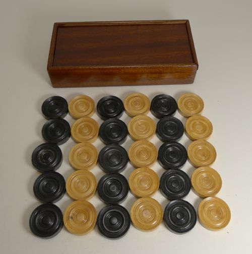 Antique English Boxed Set Ebony & Boxwood Draughts / Checkers / Backgammon Counters C. 1900