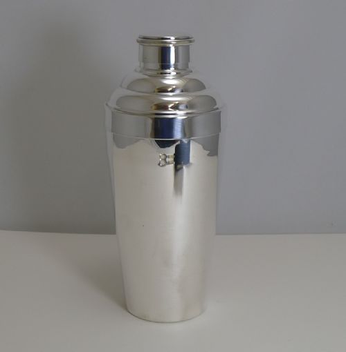 Large French Art Deco Silver Plated Cocktail Shaker C.1930