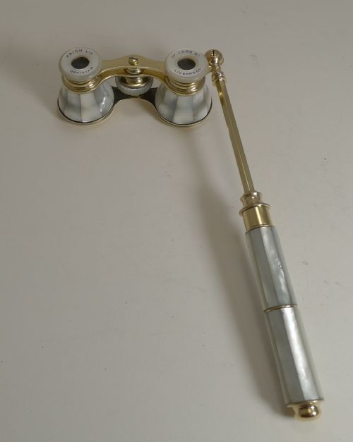 Antique Mother of Pearl Opera Glasses with Lorgnette Handle C.1900