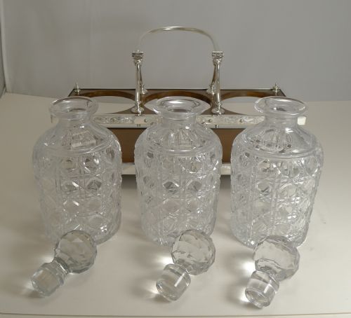 ANTIQUE PARTNER'S OAK AND SILVER PLATE TANTALUS DECANTERS DATED 1885 - ADDITIONAL PHOTO 9