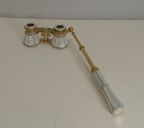 Antique Mother of Pearl Opera Glasses with Lorgnette Handle C.1900