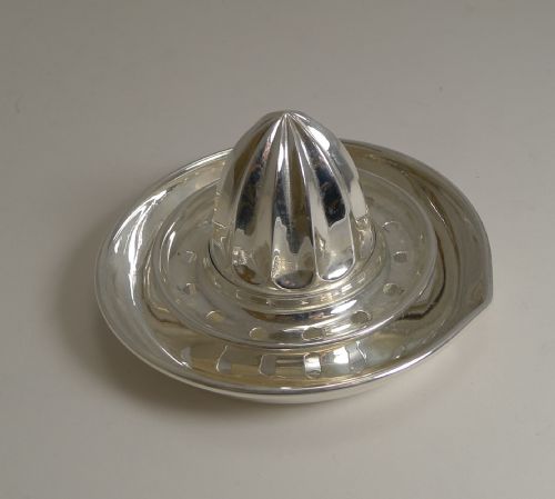 English Art Deco Cocktail / Bar Lemon Squeezer in Silver Plate C.1930