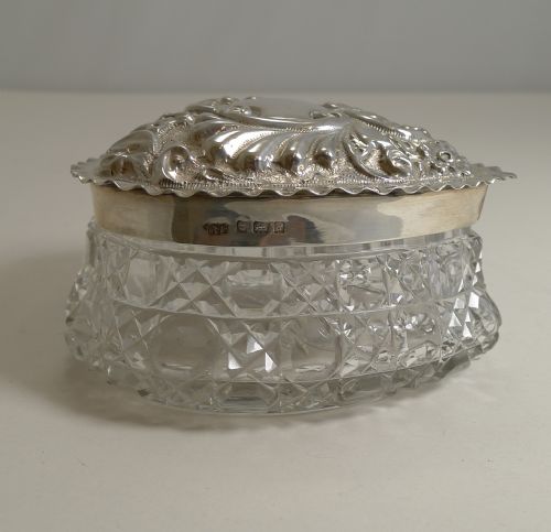 LARGE ANTIQUE CUT CRYSTAL AND STERLING SILVER HEART SHAPED BOX 1903 - ADDITIONAL PHOTO 10