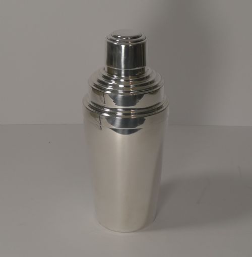Smart Art Deco Cocktail Shaker by Elkington and Co. C.1930