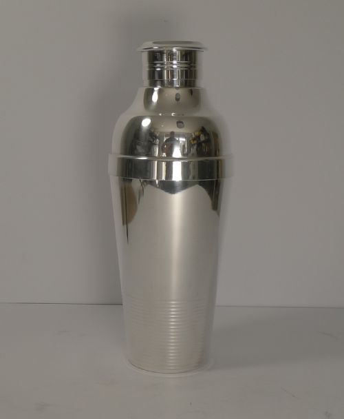 Christofle Gallia Ondulations Cocktail Shaker by Luc Lanel C.1935