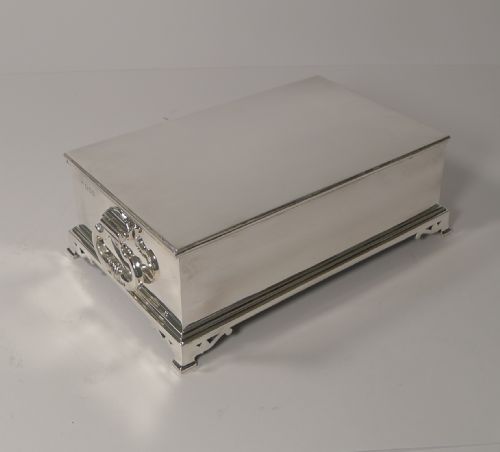 Grand English Sterling Silver Cigar Box / Humidor by Richard Comyns - 1928