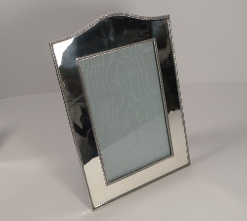 Top Notch Large English Sterling Silver Photograph / Picture Frame - 1910