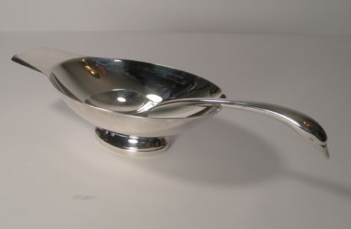 Christian Fjerdingstad for Christofle, Paris, "Cigne" (Swan) Sauce Boat and Ladle