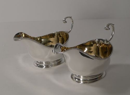 Asprey, London - Pair Sterling Silver Sauce / Gravy Boats - 1925