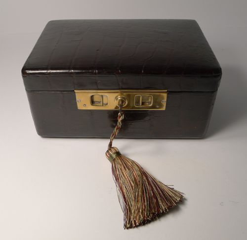 Antique English Crocodile / Alligator Jewellery Box C.1890
