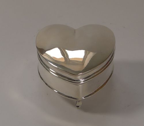 Antique English Sterling Silver Heart Shaped Trinket / Ring Box - 1911